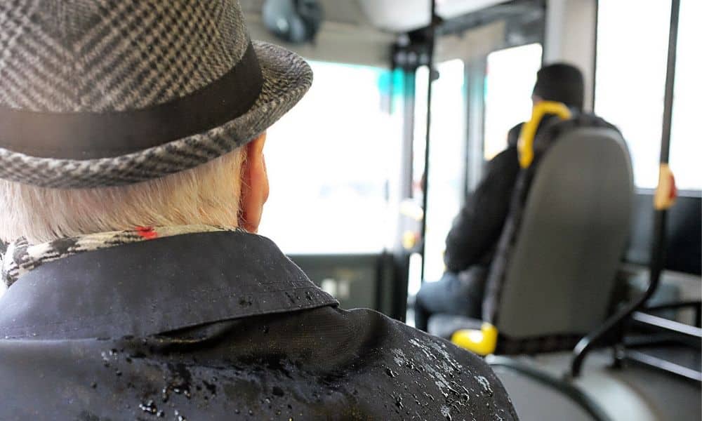The Main Benefits of Buying a New Bus